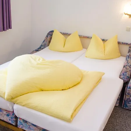 Apartment Pezza Lischa *