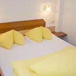 Appartement Pezza Lischa